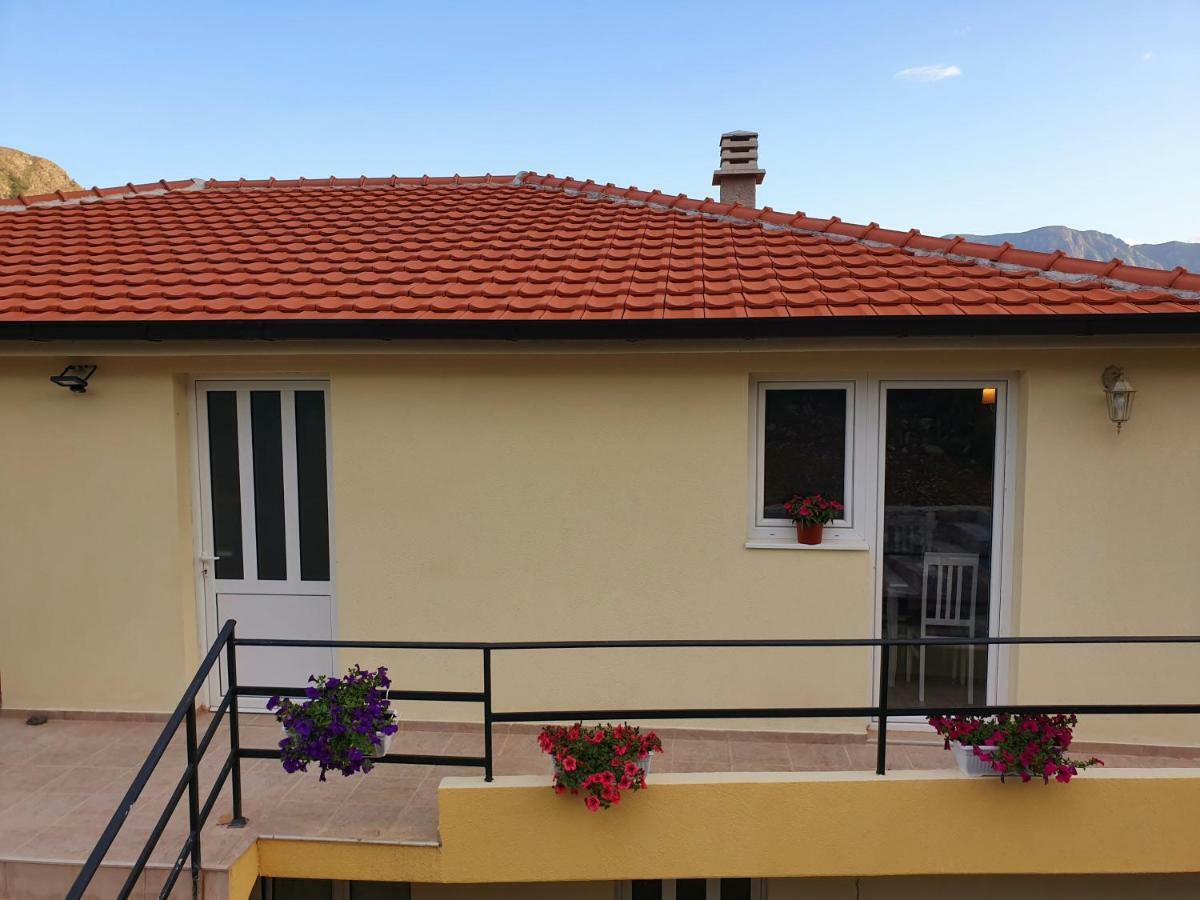Apartments Kingfisher Virpazar Luaran gambar