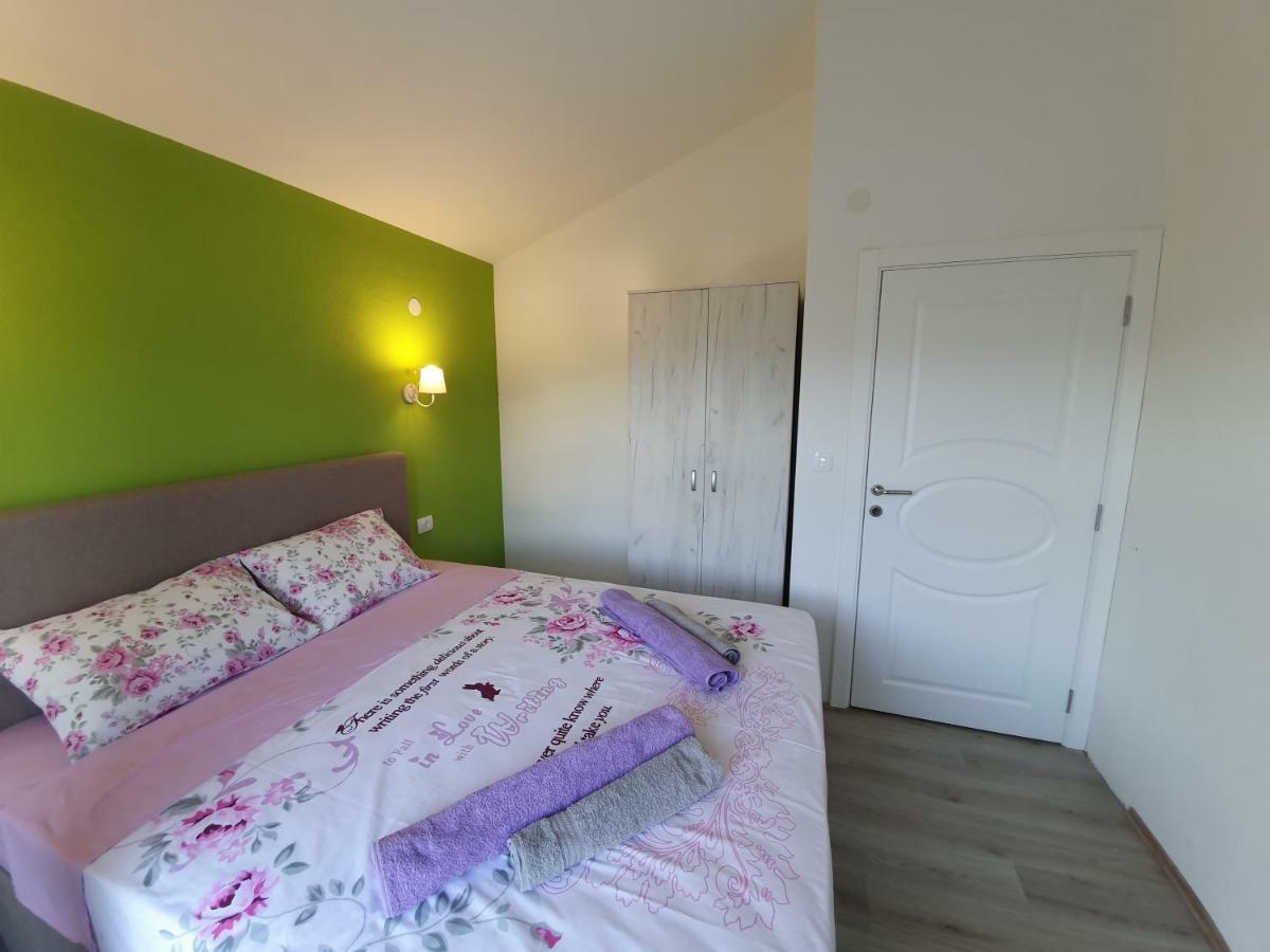 Apartments Kingfisher Virpazar Luaran gambar
